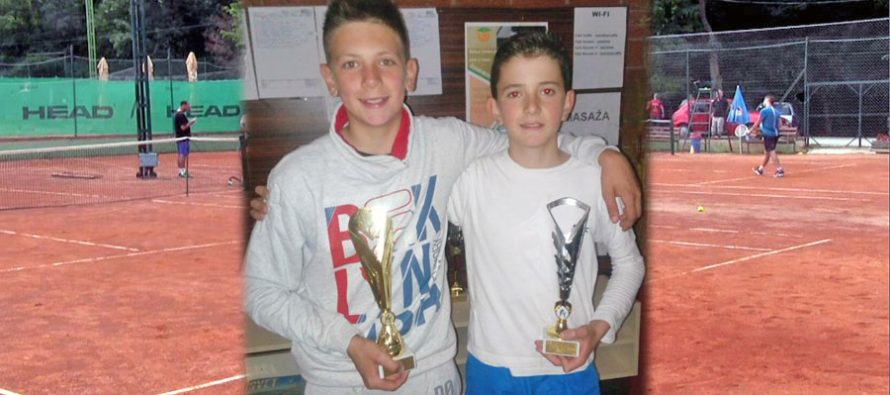 Nikola Jović šampion regiona
