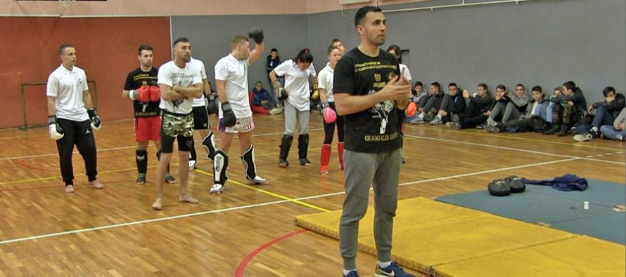 “Borba u ringu, a ne u školi” u ETŠ “Mija Stanimirović” (VIDEO)