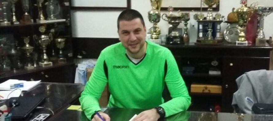 Miroslav Kocić na golu Železničara