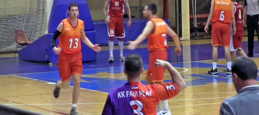 Fer-plej na +30 protiv Bora