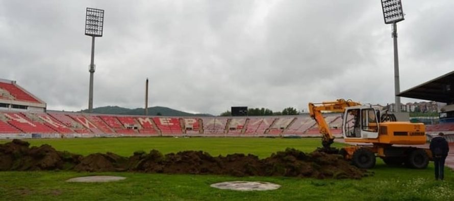 Nova travnata podloga na Čairu