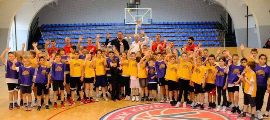 Marinos realizovao još jednu akciju za najmlađe košarkaše (VIDEO)