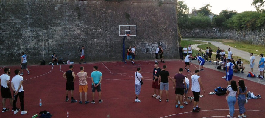 Amater lige u futsalu i basketu na terenima u Rovčetu