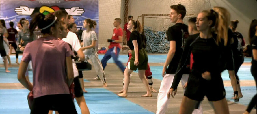 Trening kamp u Nišu, okupio mnogobrojne tekvondiste iz okruženja (VIDEO)